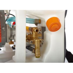 PULVERIZADOR CON MOTOR 2T ANOVA - PG1C 2